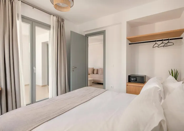 La Maltese Hotel Naousa (Paros)