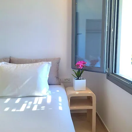 La Maltese Hotel